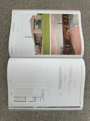 Interno del magazine di architettura Pièra con alcune pagine dedicate allo studio MIDE architetti.