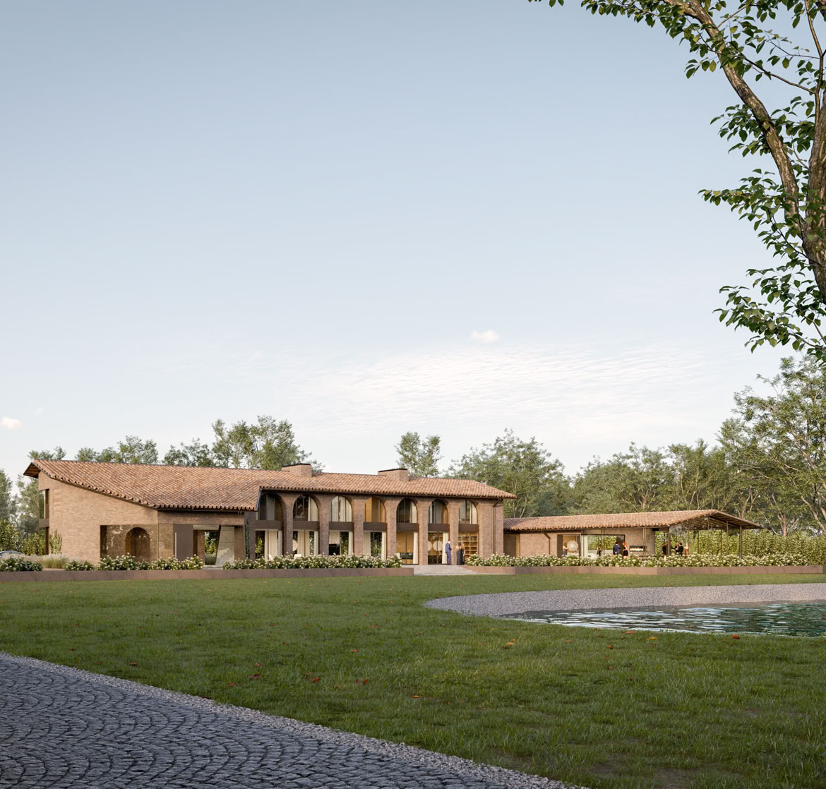 Ampie vetrate con vista sul lago privato, che ampliano lo spazio interno verso l’esterno.